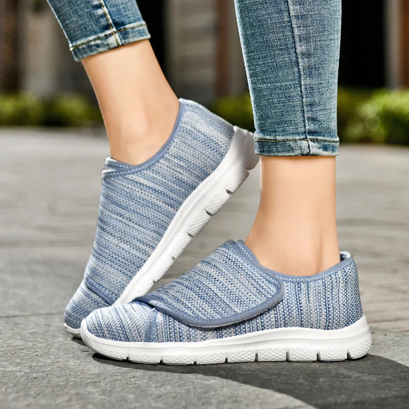 Women's Breathable Wide-Toe Walking Sneakers – Lightweight Non-Slip Cushioned Casual Shoes